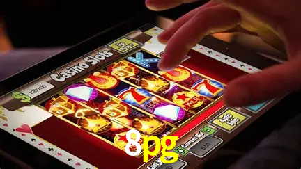 Cassino ao vivo com dealers reais na 8pg